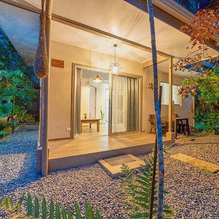 דירות Puerto Viejo de Talamanca Casa Jobo מראה חיצוני תמונה